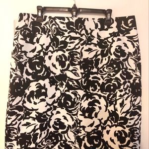 Liz Claiborne Women's Skirt Size 16 Black And White Cotton